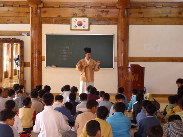 2004�� û�е� ķ��(��ü������)