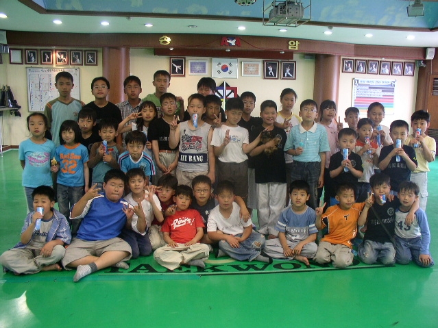 2004��5�� ģ����û �̴��౸��ȸ